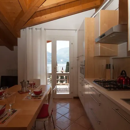 Tatil Evi Casa Del Sole - By Lovecomo Pianello Del Lario