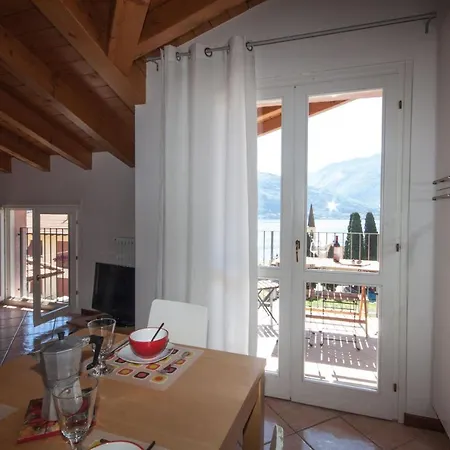 Casa Del Sole - By Lovecomo Casa de Férias